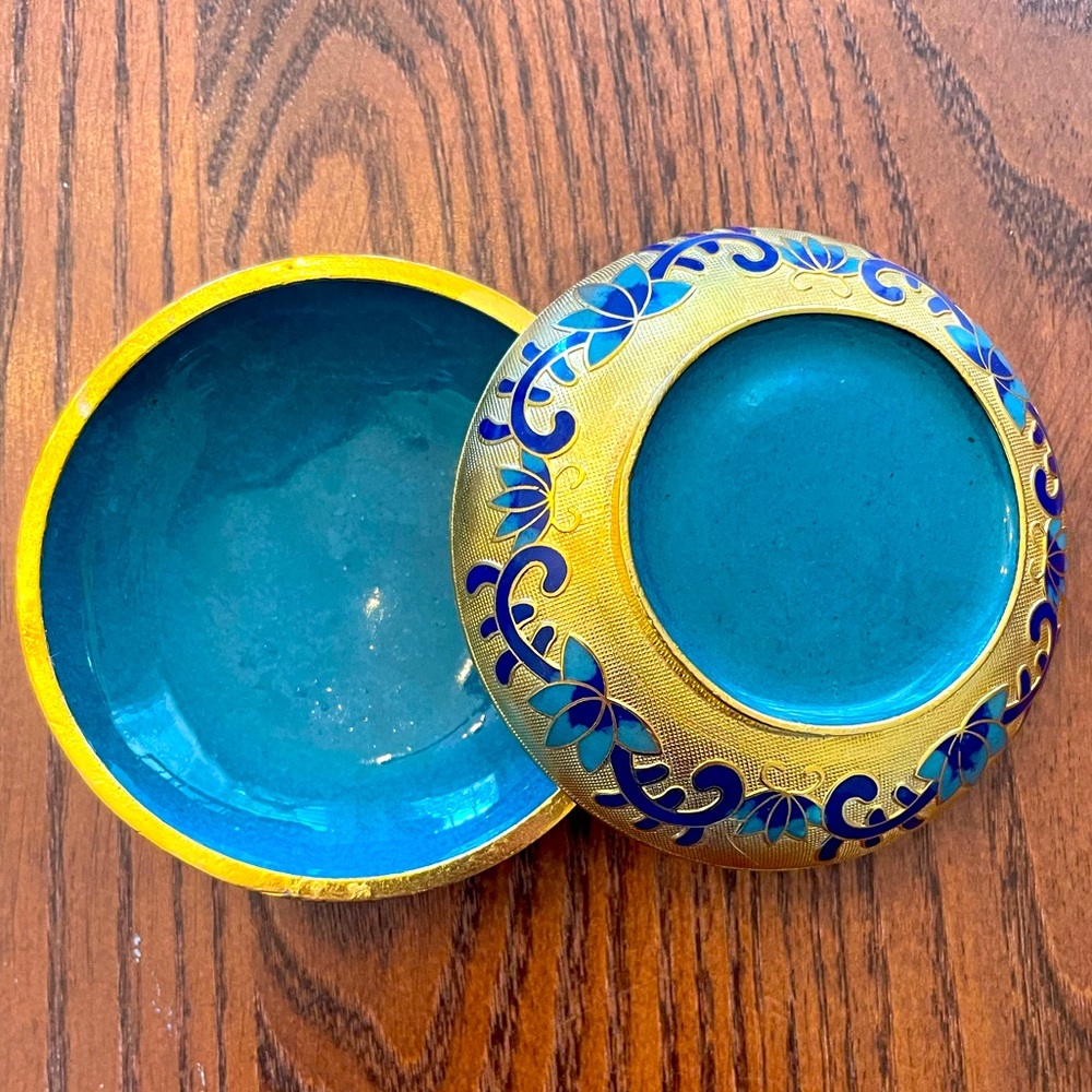 Cloisonné trinket and jewelry box - Picture 5 of 9